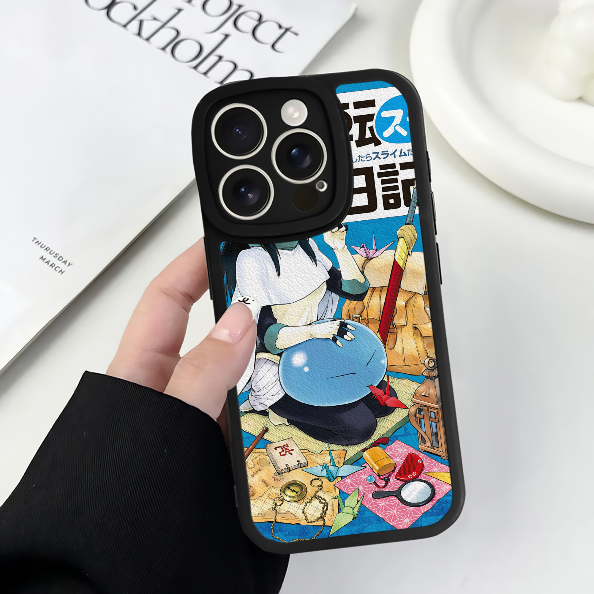 （画像用） 転スラ Regarding Reincarnated to Slime 【iPhone 16シリーズ対応】シリコンスマホケース（レザー調） 材質：シリコン